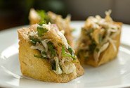 crispy tofu gyeo du with salad filling